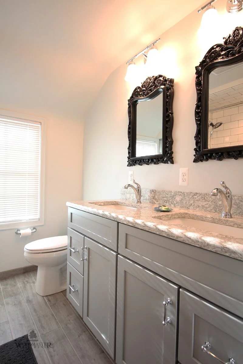 Get Dramatic in Your Bath Design