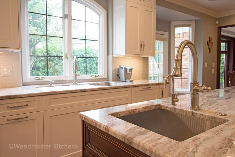 Find the Perfect Kitchen Sink and Faucet Combinations