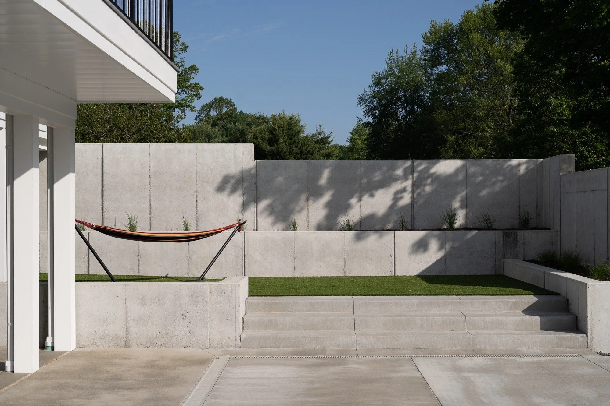 unionville-family-central-concrete-retaining-walls-landscaping-indiana.jpg
