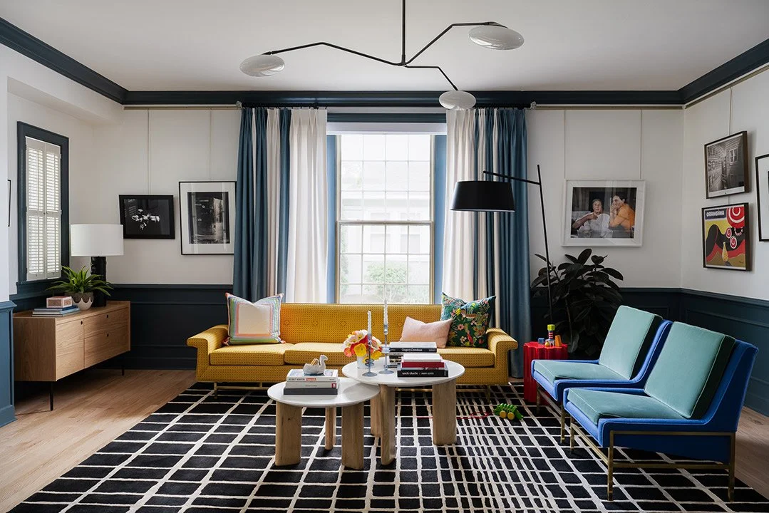 a-good-vintage-living-space-blackandwhite-rug-colorful-velvet-unexpected-classic.jpg