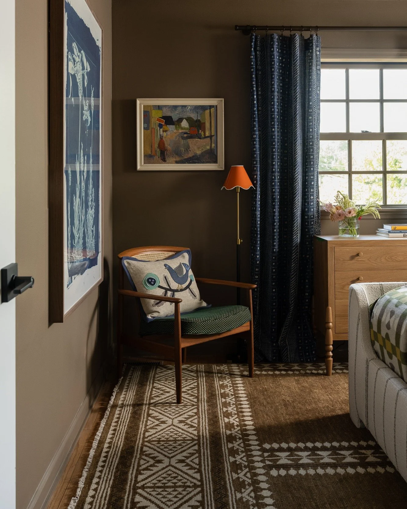 If, like us, you're charmed by fairly modest older homes, you know that small bedrooms (with small closets, and small, if any, ensuite baths attached) are par for the course. The bedrooms at #offcampuscanvas are no exception, and the program for this