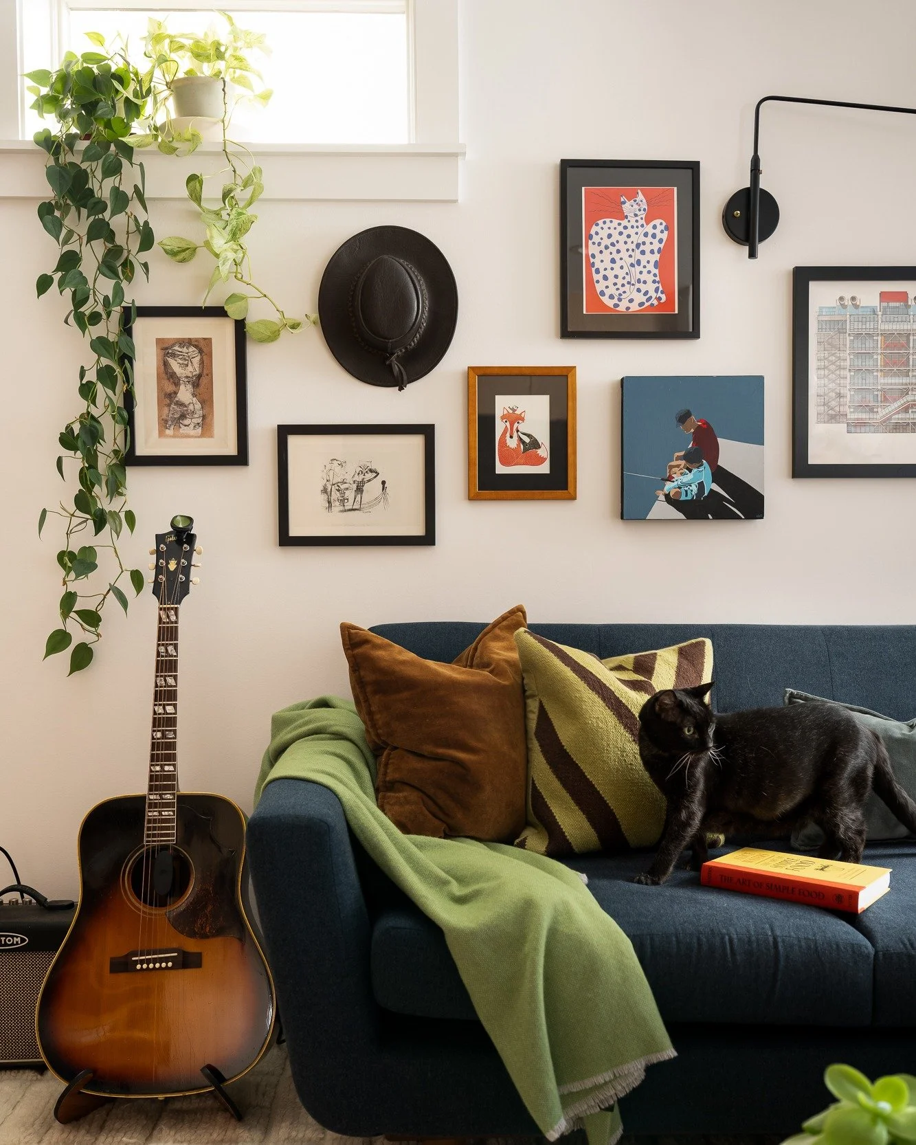 Do we do basements, someone asked me this week. 

We do. 

See more SYH-style basement living at our new Spaces page, available on our website under Portfolio. 

#susanyeleyhomes #loveyourhome 

📷 @sarahshieldsphoto
