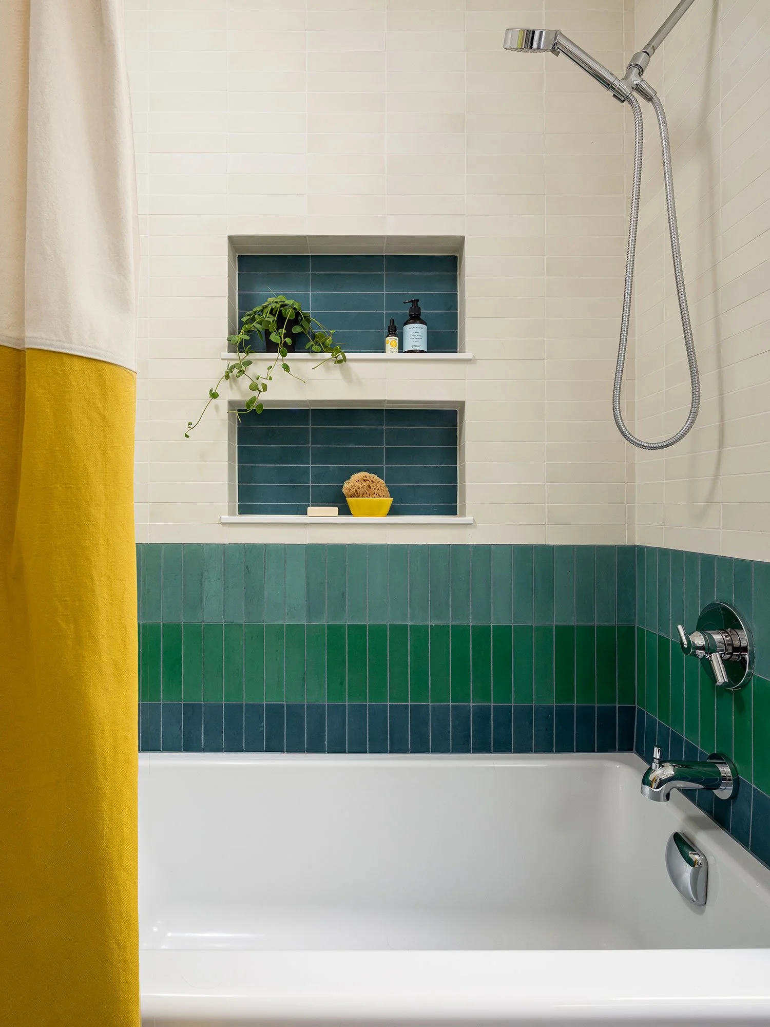 suite-green-shower-design-indiana.jpg