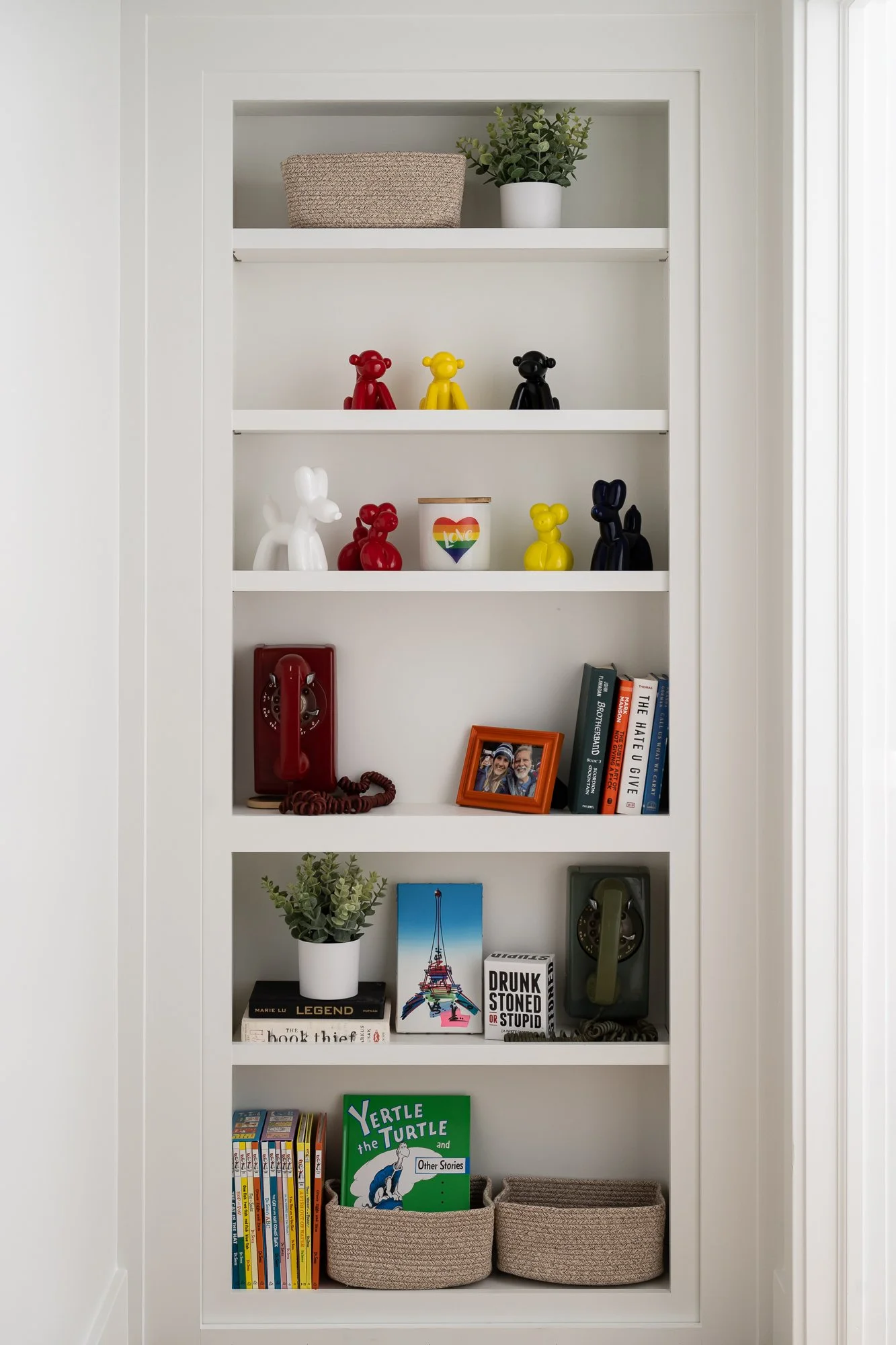 Secret shelf door to speakeasy