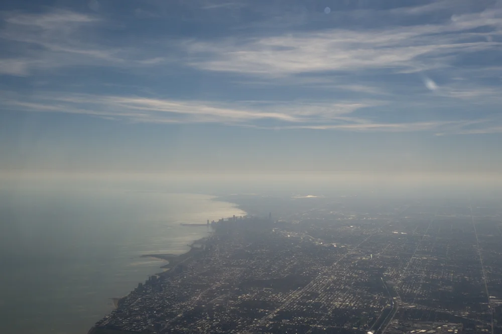 Peace Chicago (obligitory plane pic)