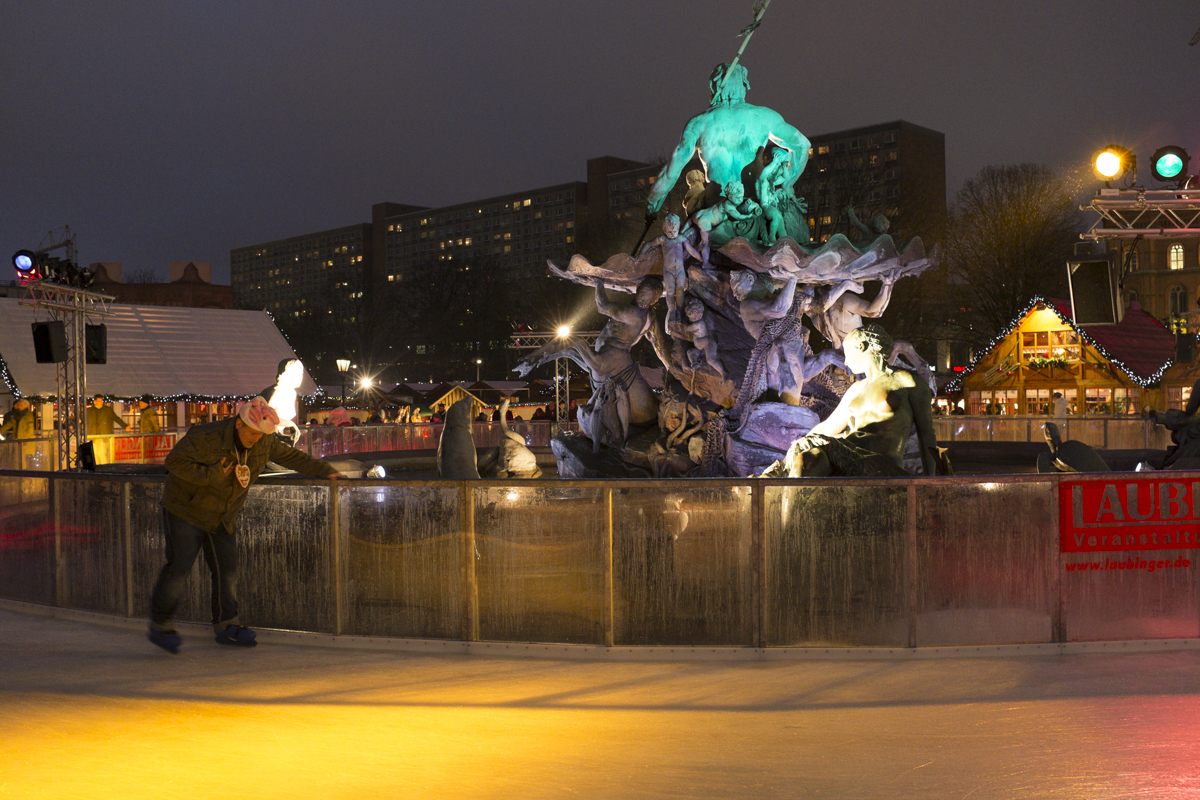 Parting pic: Here's a really drunk dude trying to skate.