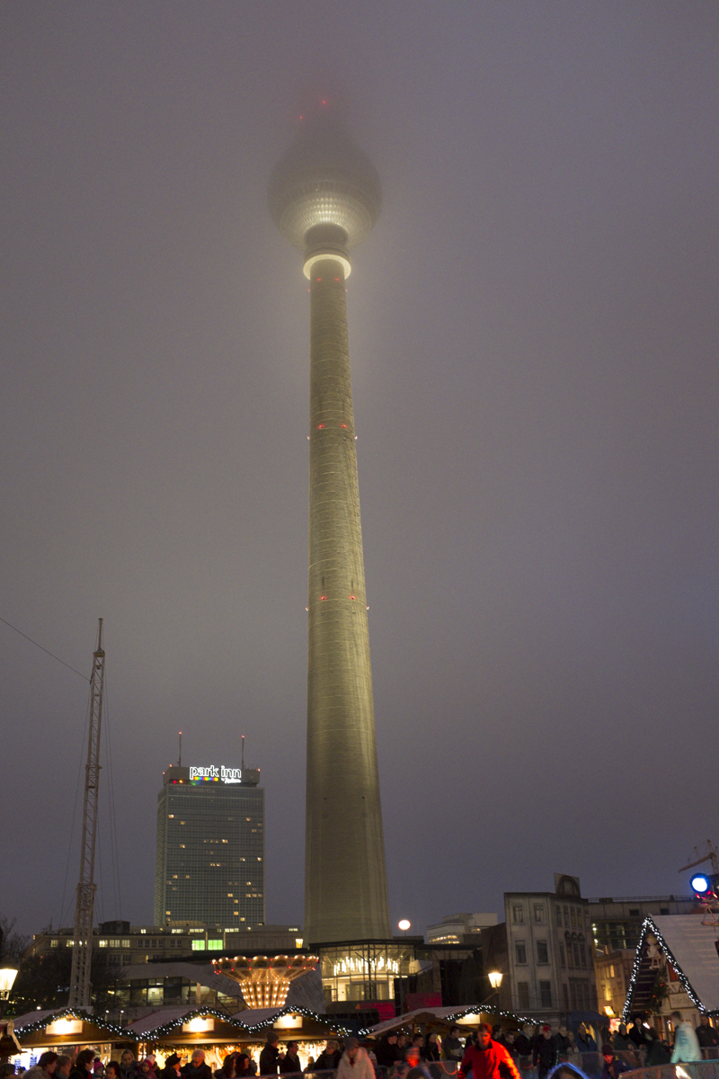 Fernsehturm opposite.