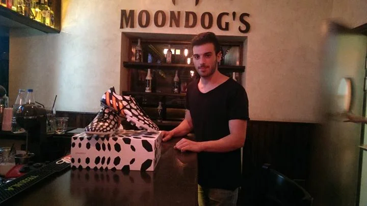 Ο νικητής του διαγωνισμού Moondog's Bar & Grill στο Facebook στα πλαίσια του World Cup 2014