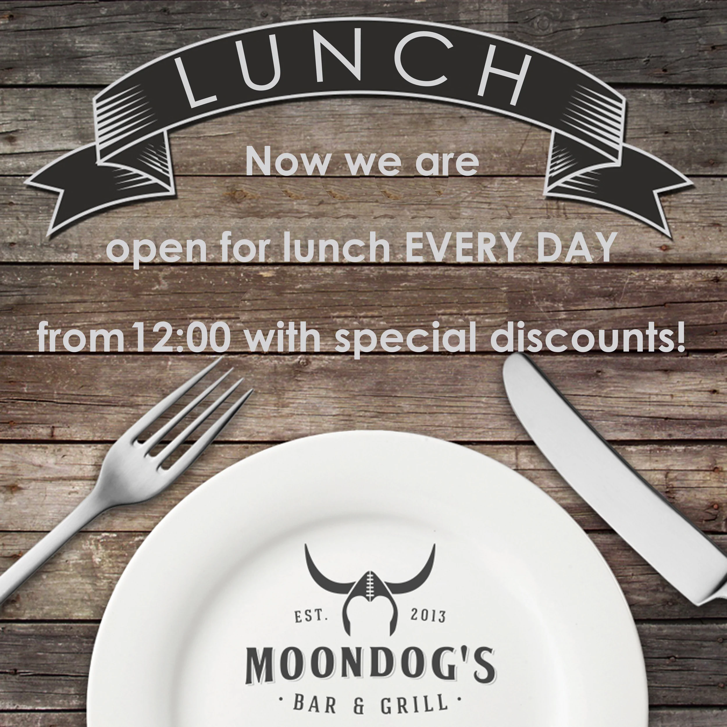 Lunch Daily at Moondog’s Bar and Grill!