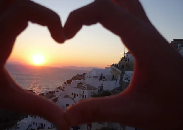 Santorini+sunset.jpg