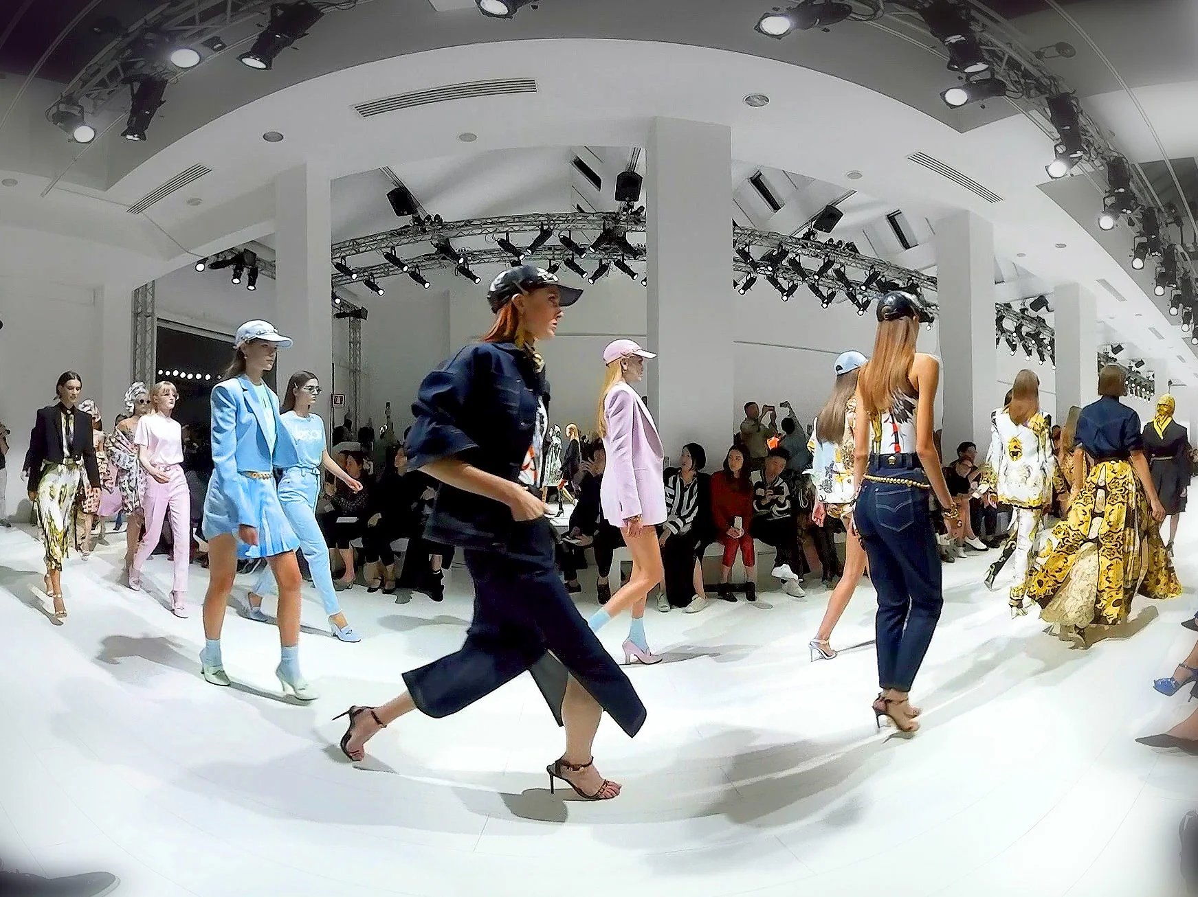 versace2.jpg