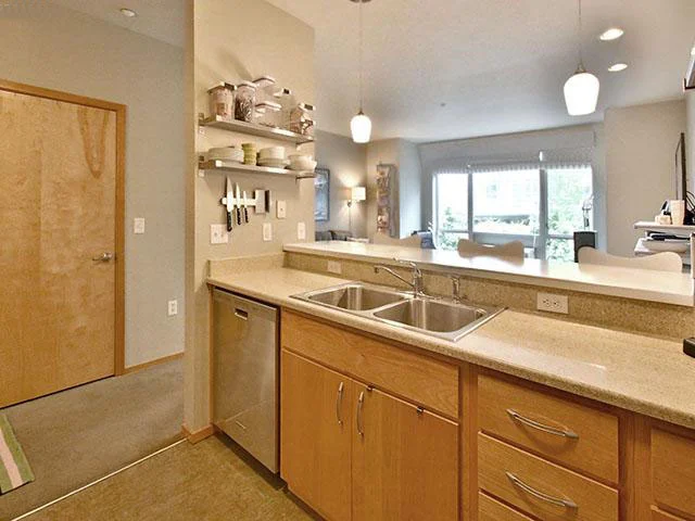 Kitchen 4.jpg