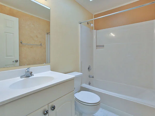 bath2.jpg