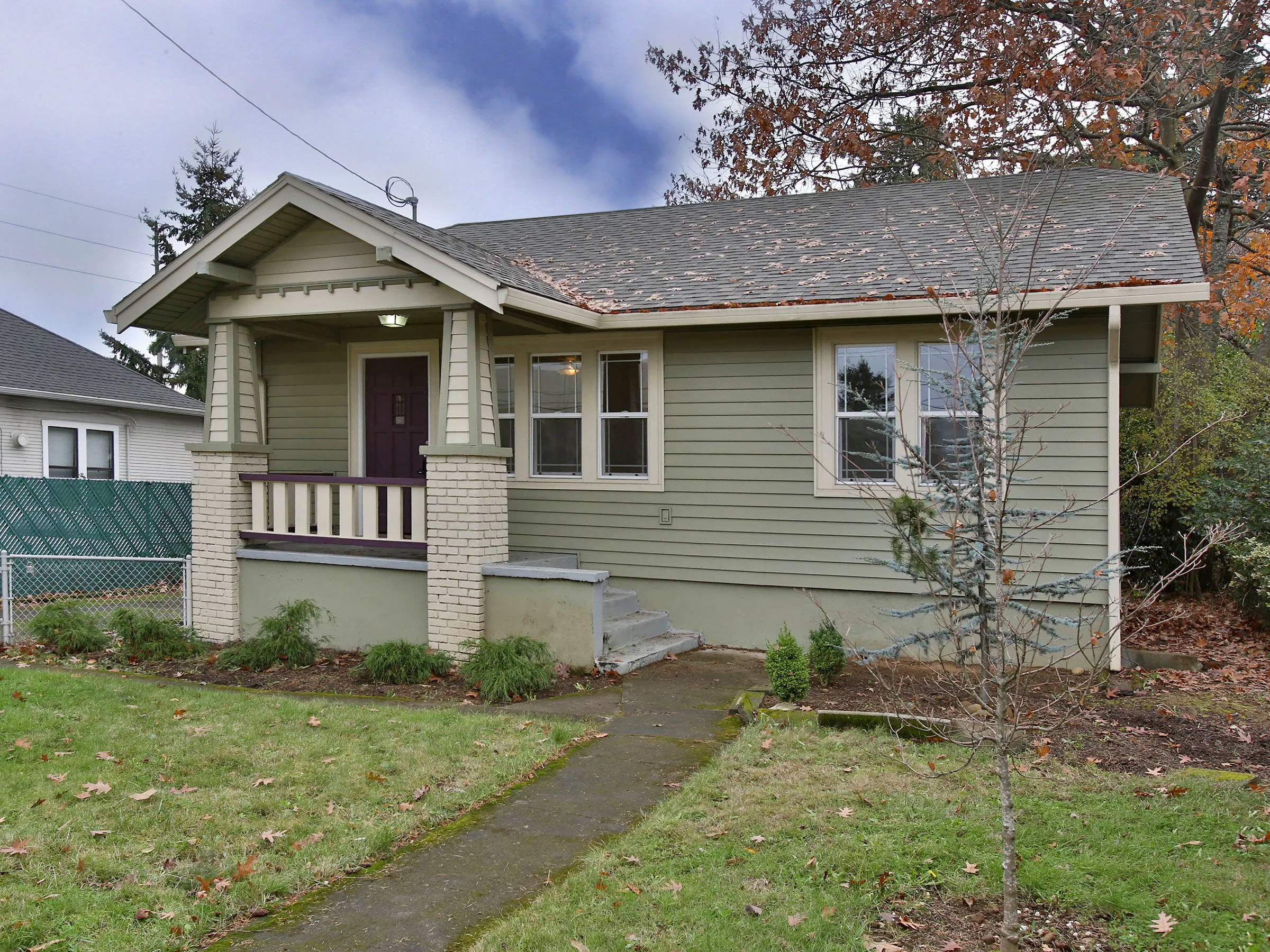 7906 SE Harold St - Portland - 02.jpg