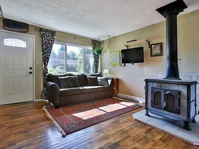6655 N Astor St - Portland-06.jpg