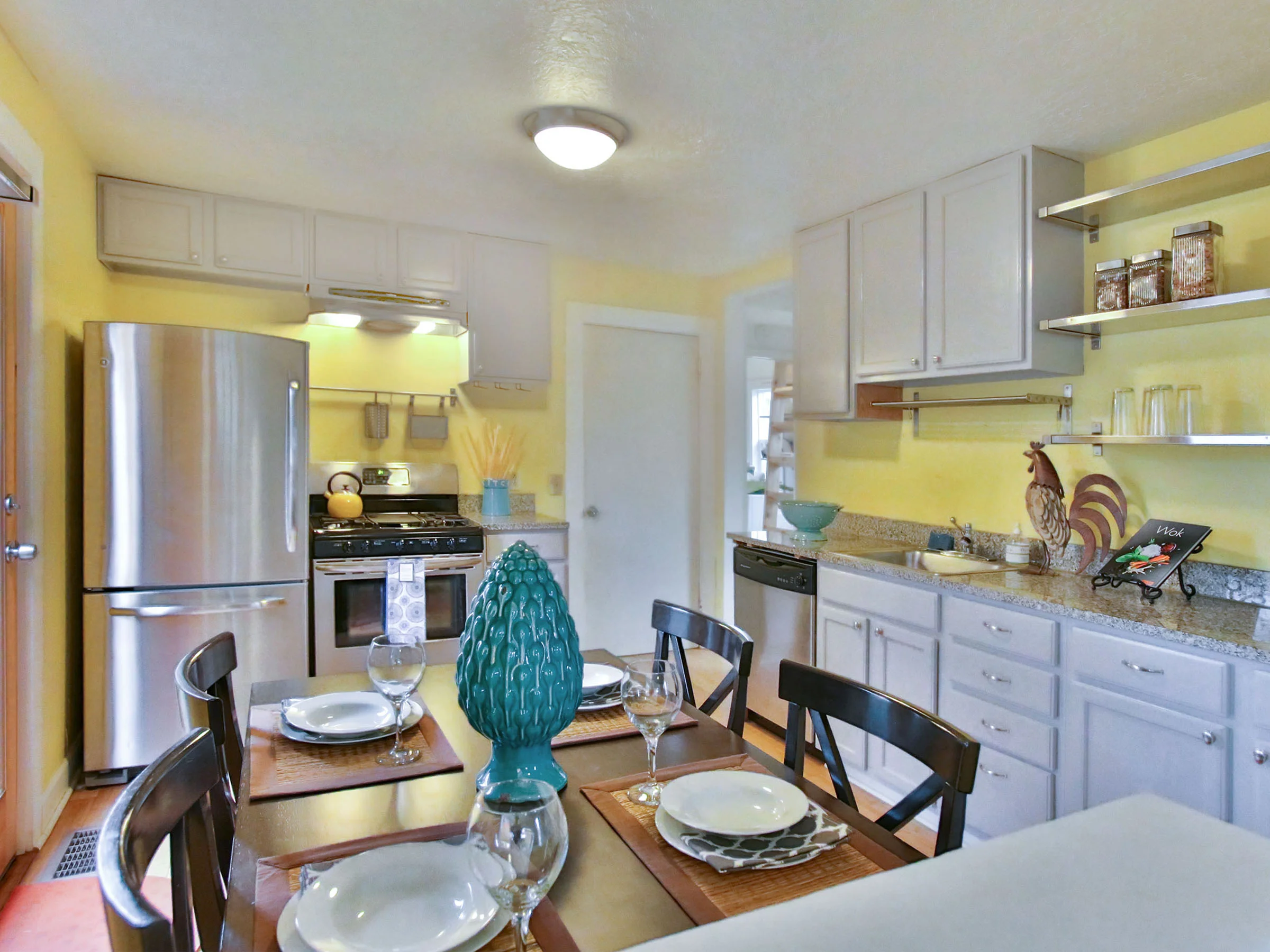 7043 NE 9th Ave - Portland - 12.jpg