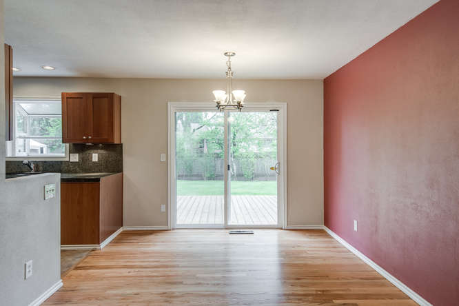 2240 SW Ecole Ave Beaverton OR-small-005-Dining Room-666x445-72dpi.jpg