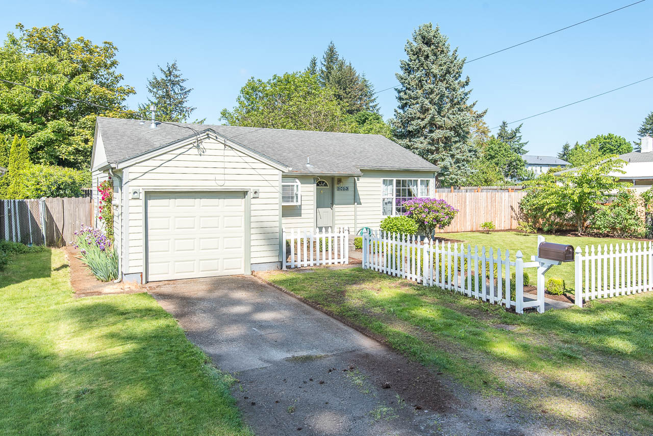 8053 Southeast 60th Avenue, Portland, OR 97206 Web Ready-9340.JPG