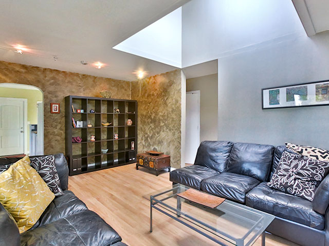 5430 NE Holman St - Portland - Reshoot - 07.jpg