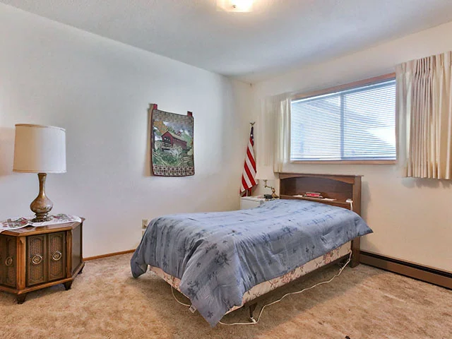 12305 SE Main St - Portland - 16.jpg