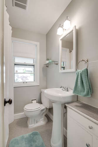 4237 NE 73rd Ave Portland OR-small-015-17-Bathroom-334x500-72dpi.jpg