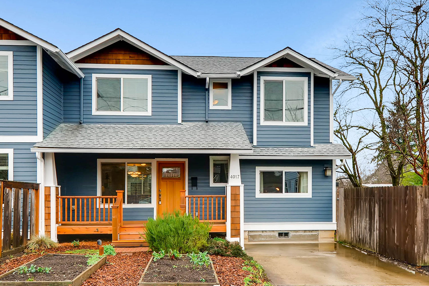4017 NE Roselawn St Portland-print-001-4-Exterior Front-2700x1800-300dpi.jpg