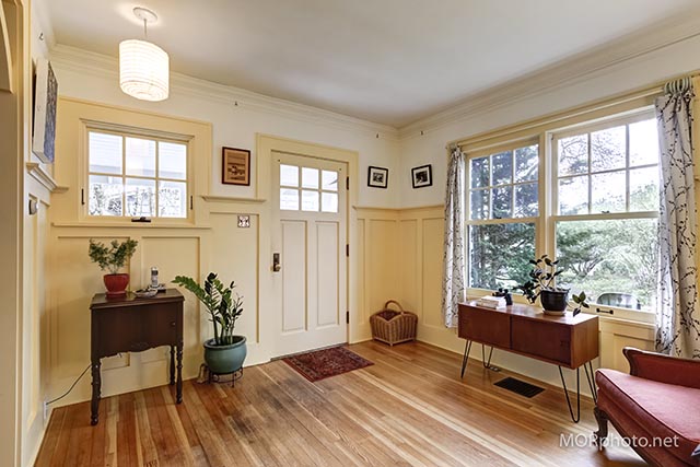 5715Se51stAve-7.jpg