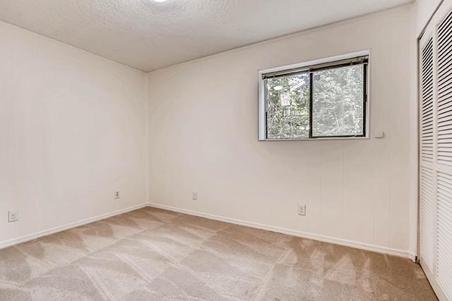 4234 SW Westdale Dr Portland-print-024-22-Lower Level Bedroom-2700x1800-300dpi.jpg