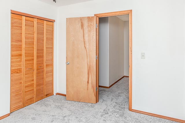 4125 SE 37th-23.jpg