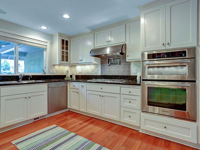 8405 SW Carmel Ct - Portland - 11.jpg