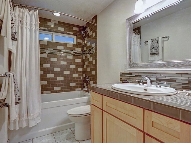 8405 SW Carmel Ct - Portland - 31.jpg