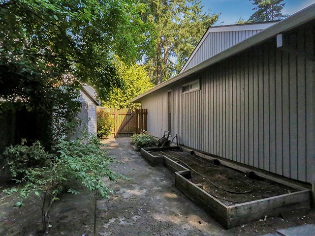 8405 SW Carmel Ct - Portland - 37.jpg