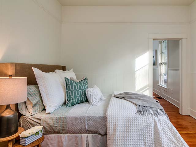 7467 N Jordan Ave, Portland-PRINT-23.jpg