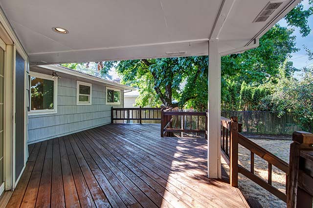 1025 SE 147th Ave -Portland- 33.jpg