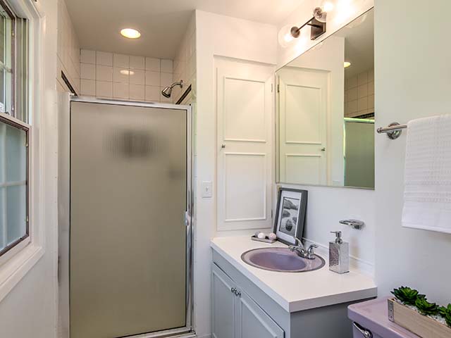 5251 SW Dosch Rd, Portland-PRINT-28.jpg