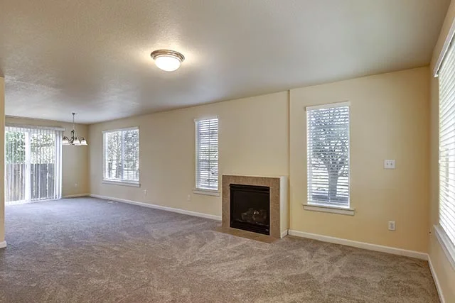 3251NE76thAve-8.jpg