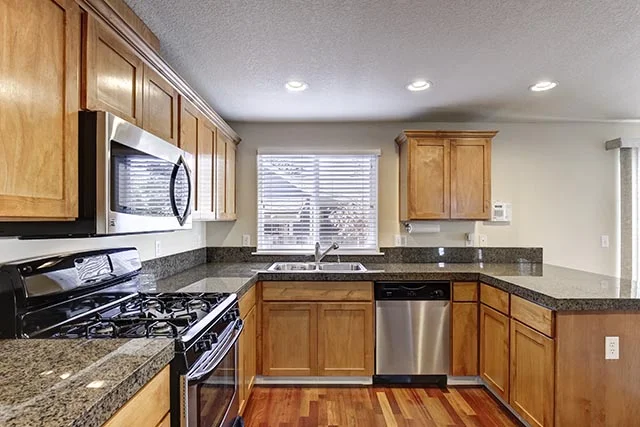 3251NE76thAve-15.jpg