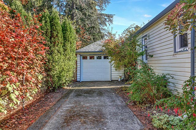 322 NE 73rd Ave - Portland - 05.jpg