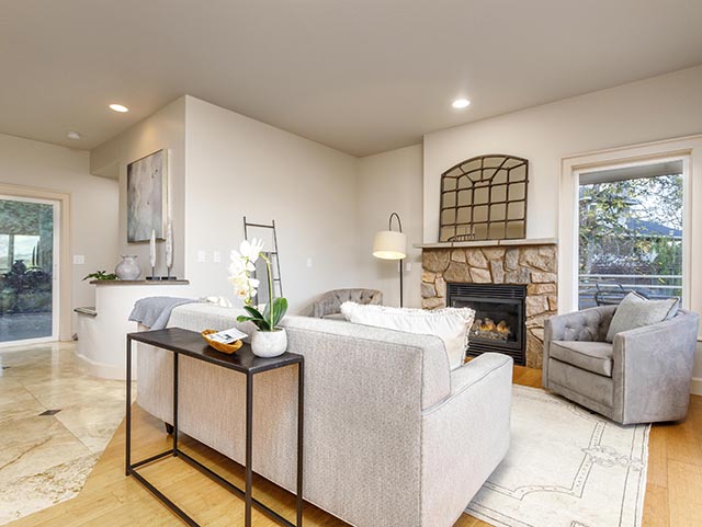 06 Livingroom.jpg