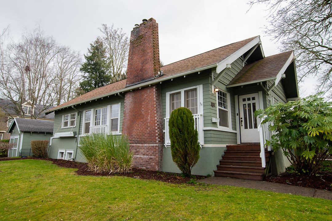 exterior1.jpg