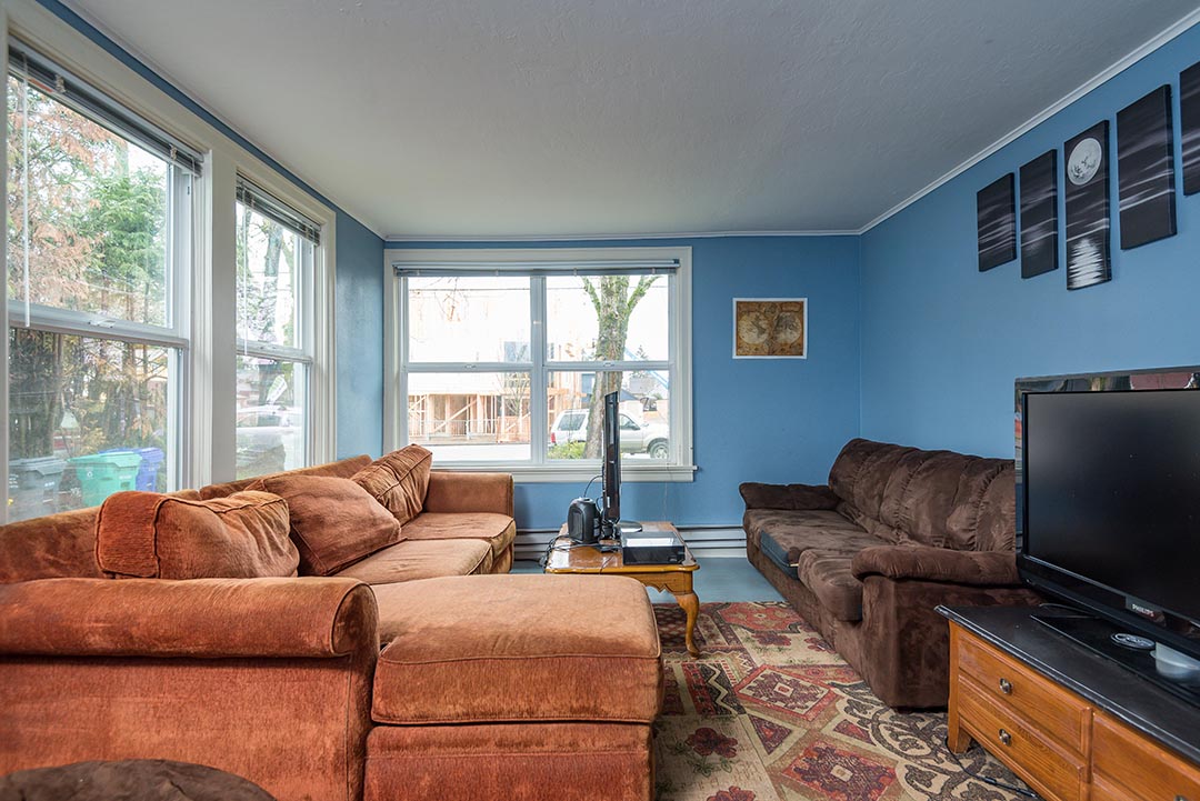 5037 NE 33rd Ave Original-8.jpg