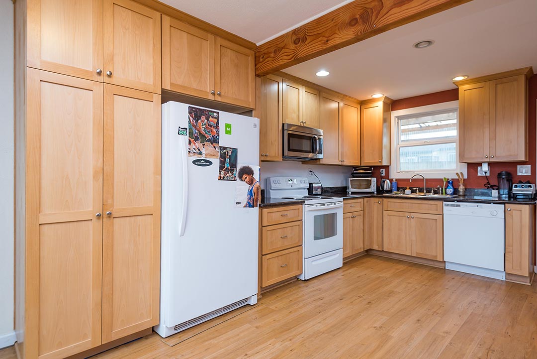 5037 NE 33rd Ave Original-10.jpg