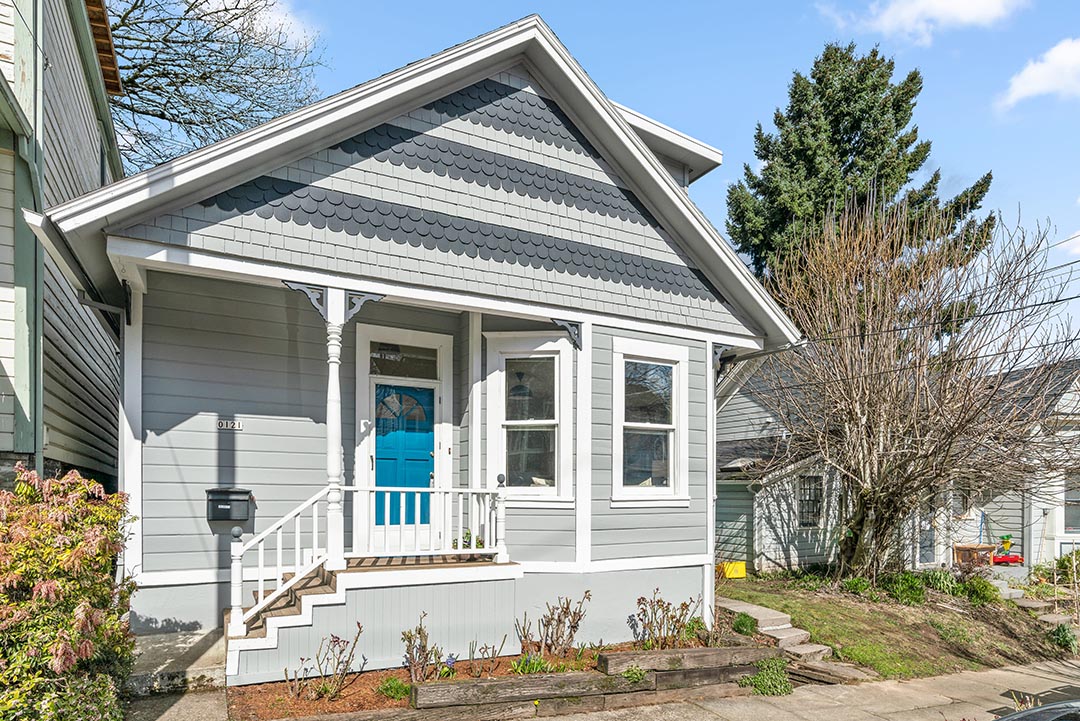 121 SW Whitaker St Portland OR-print-002-23-Front of Home-4200x2802-300dpi.jpg