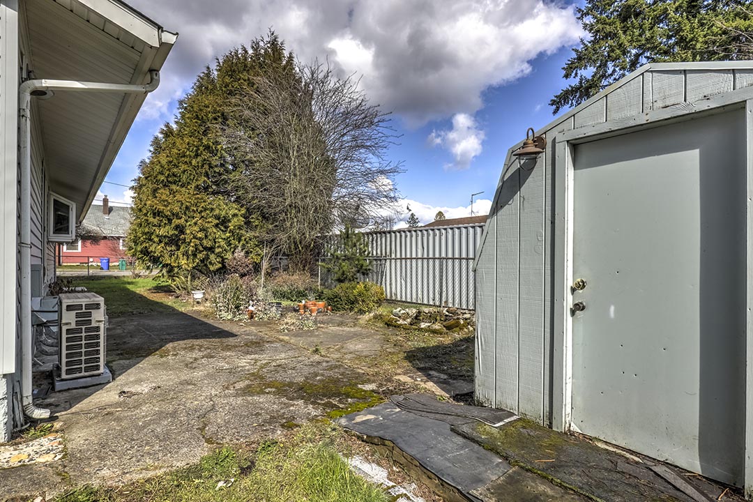 1108 SE 139th Ave-23.jpg