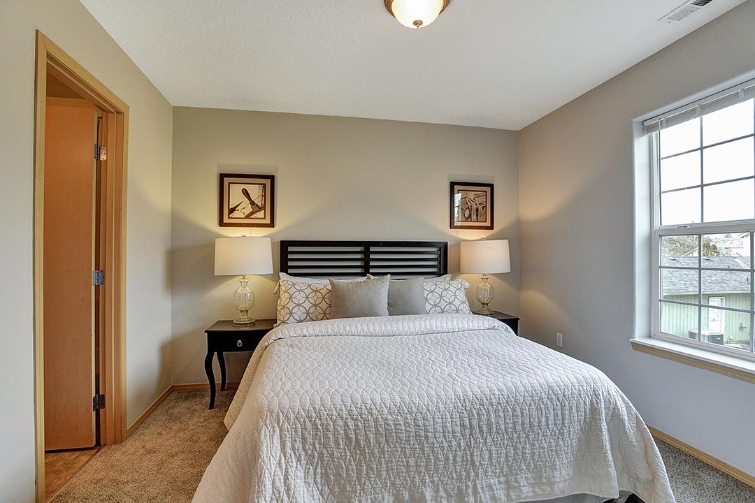 3306 SE 143rd Ave - Portland- 26.jpg