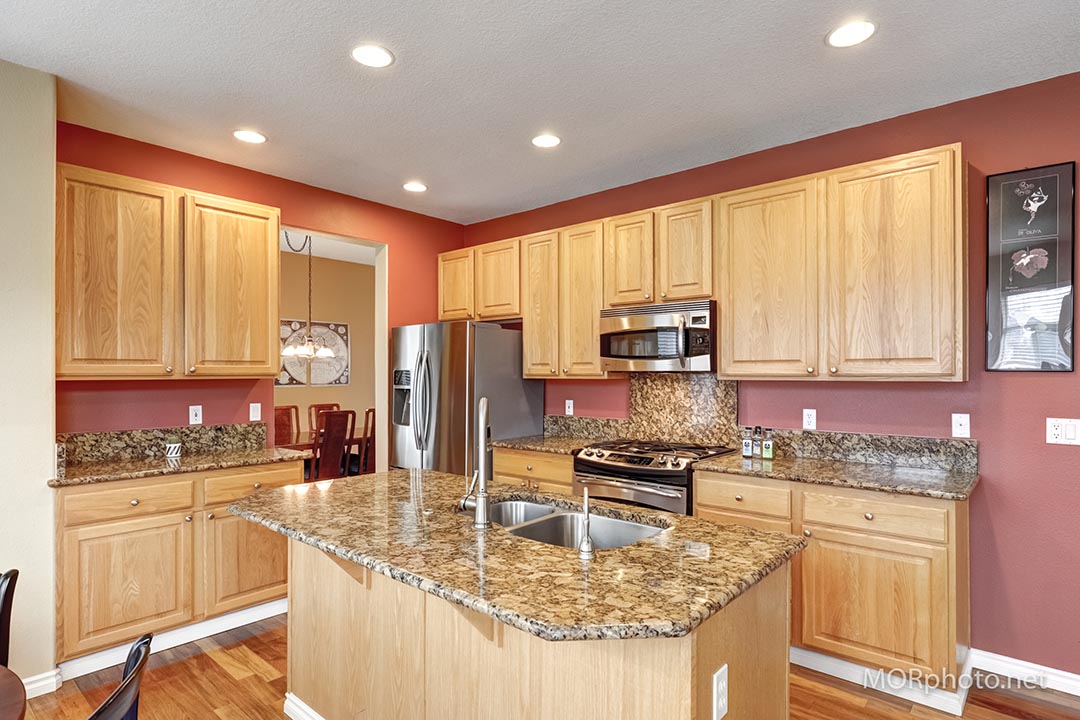 17638 SW Ballard Ln-11.jpg