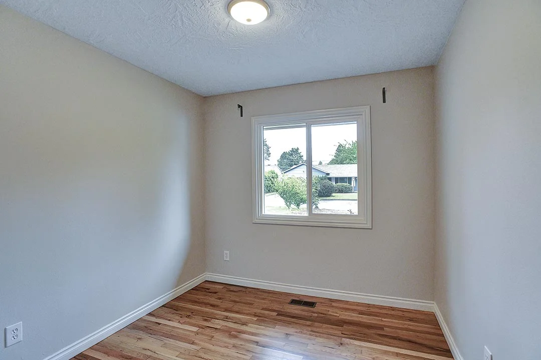 13545 SW Logan St - Beaverton - 29.jpg