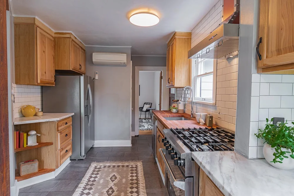 14.2kitchen.jpg