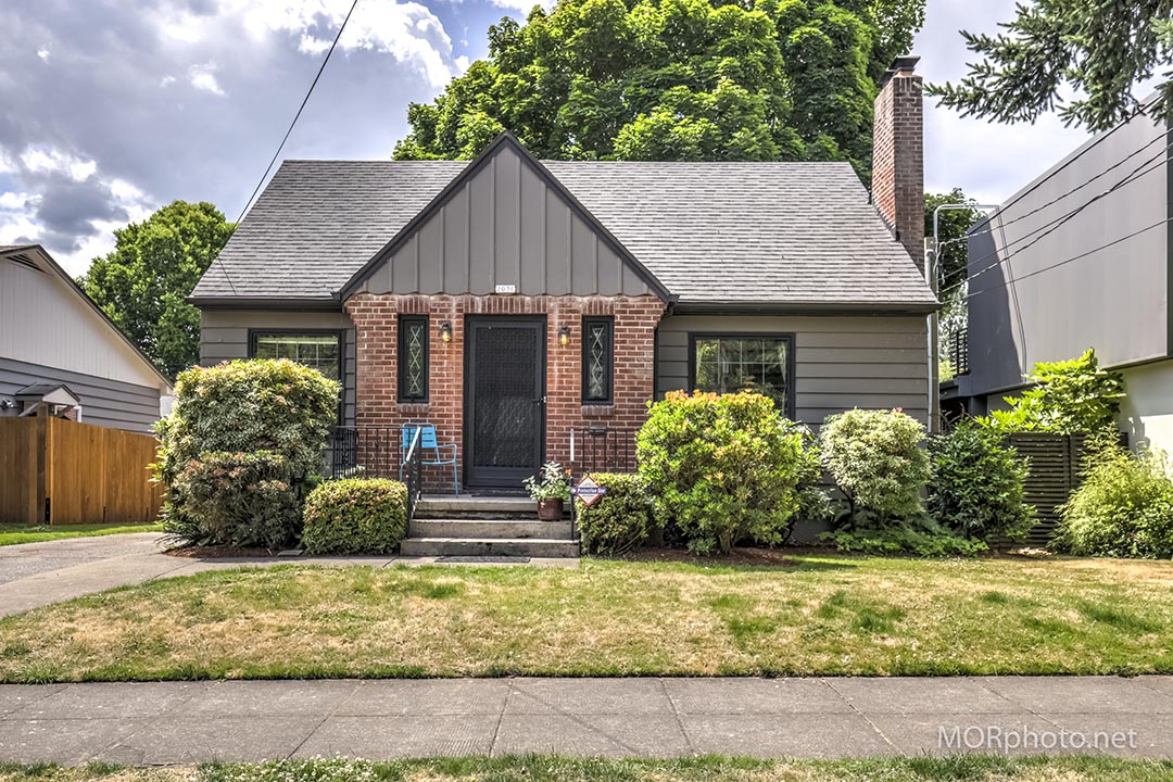 2036 N Skidmore Ct-1.jpg