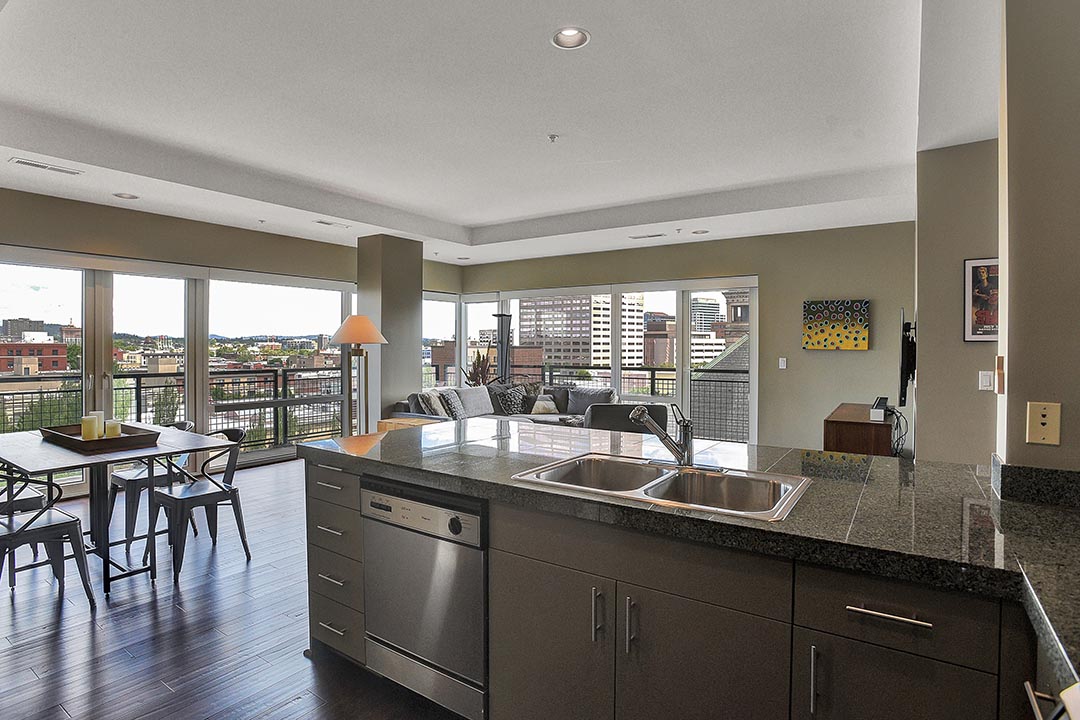 300 NW 8th Ave - Unit 807 - Portland-20.jpg